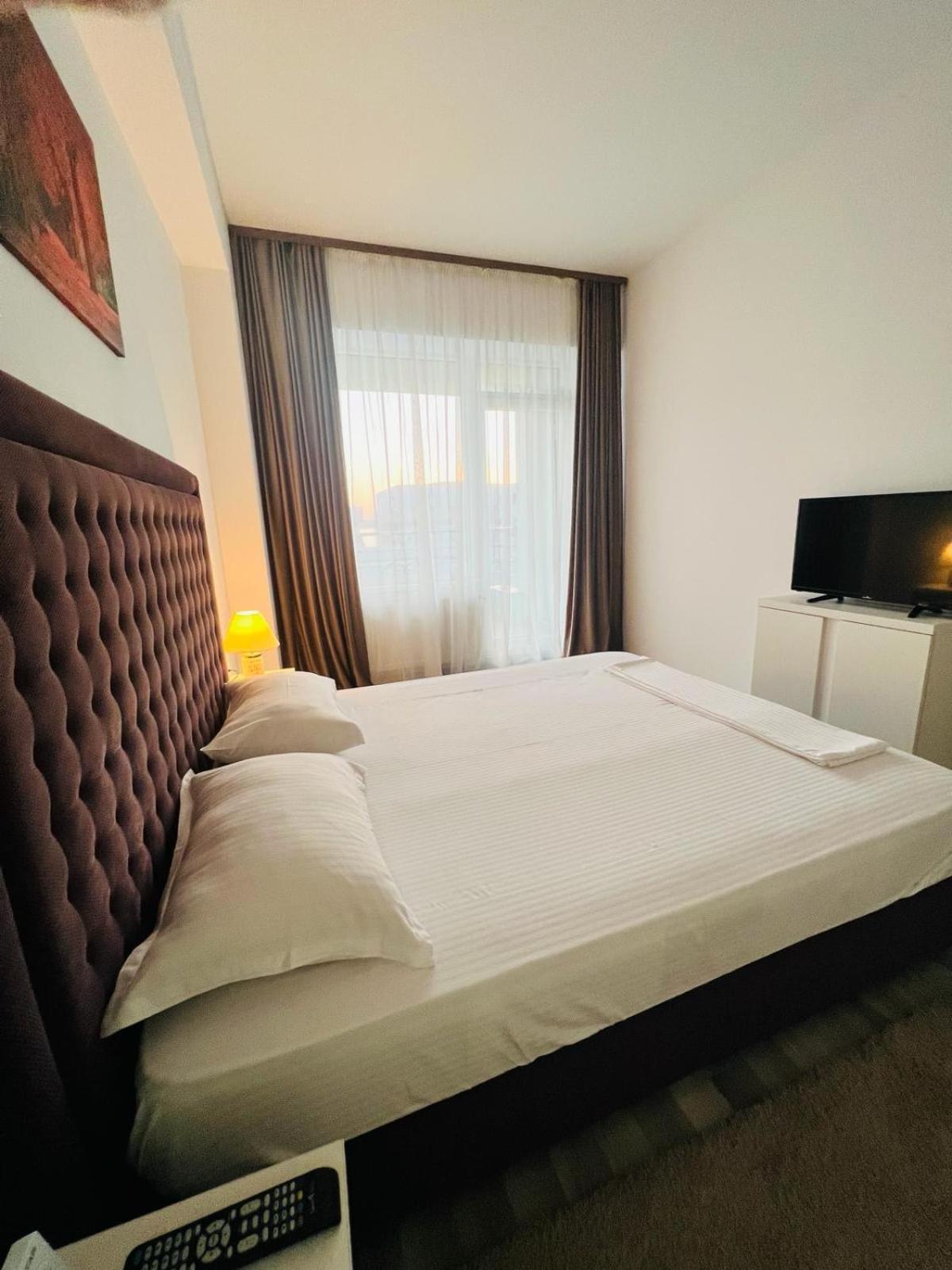 Apartament Crazy Summerland Mamaia Buitenkant foto